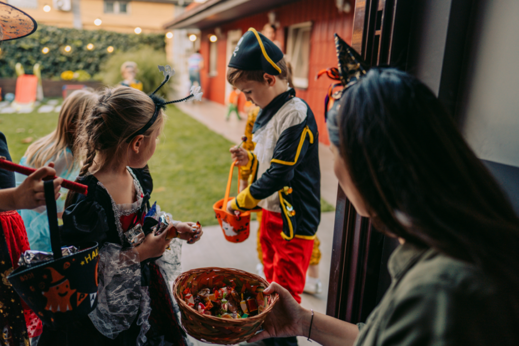kids in costumes trick or treating